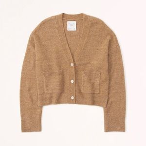NEW Abercrombie Classic Short Cardigan L